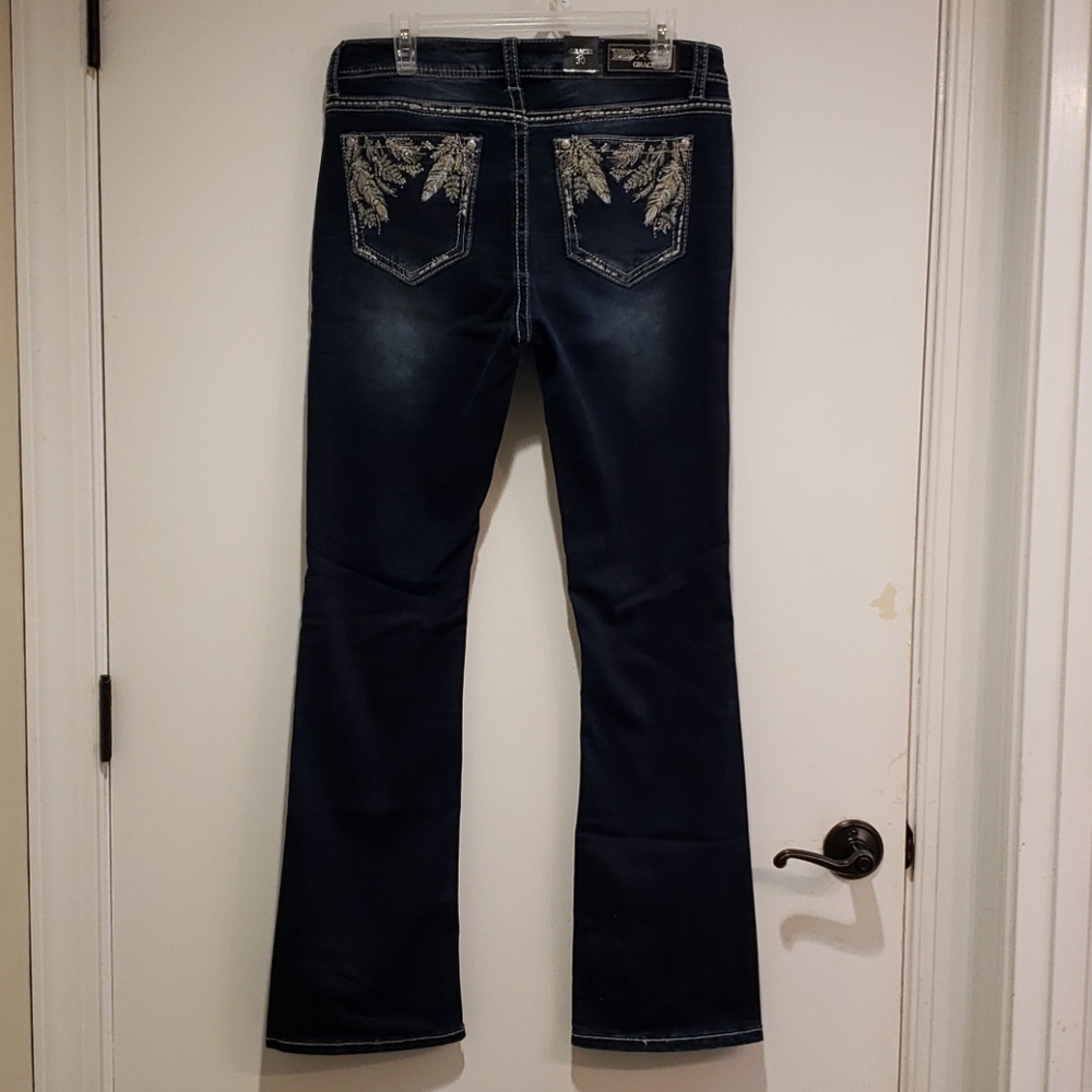 Grace in LA Fiesty Feather Jean's 30 x 34 NWT